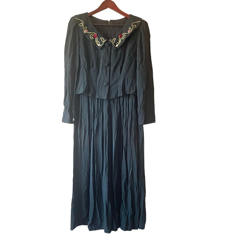 Vintage layered‎ midi dress prairie style with embroidery details size large